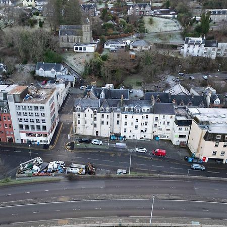 Prime Location Rooms In High Street Fort William Esterno foto