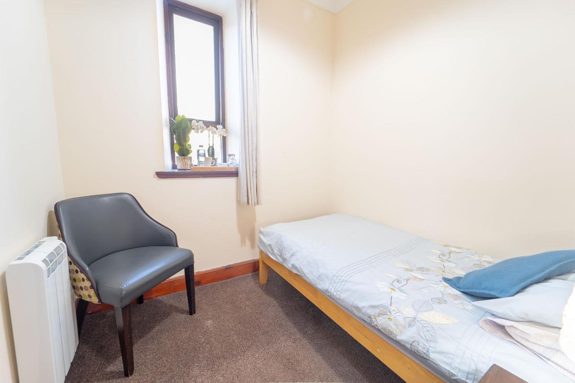 Prime Location Rooms In High Street Fort William Esterno foto