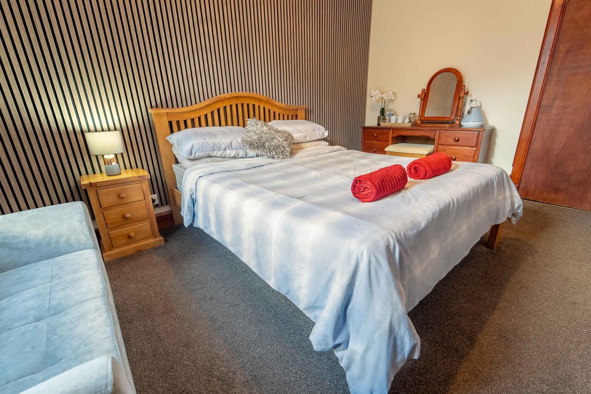 Prime Location Rooms In High Street Fort William Esterno foto